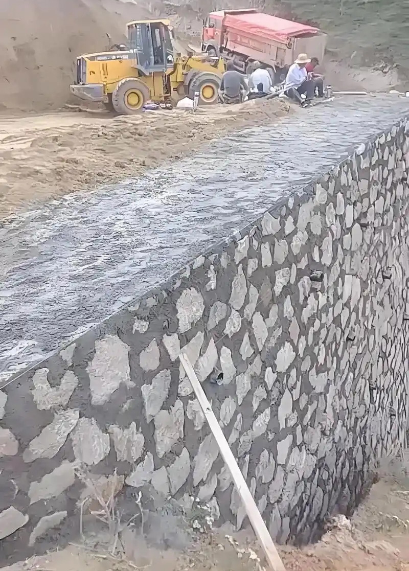 石家庄鹿泉边坡加固